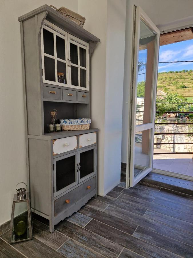Отель Huesca House Турда Экстерьер фото